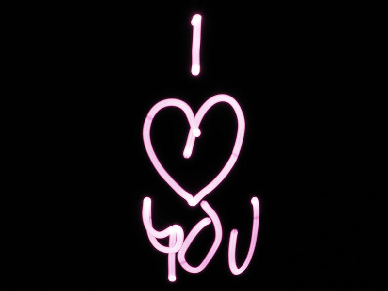 neon-sign-i-love-you