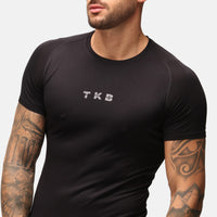 Schwarzes, nahtloses Performance-T-Shirt für Herren von TKB